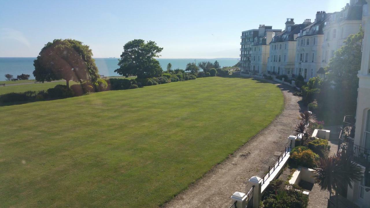 Westward Ho Hotel Folkestone Esterno foto